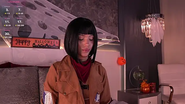 evamoretti online show from 10-31-25, 01:06