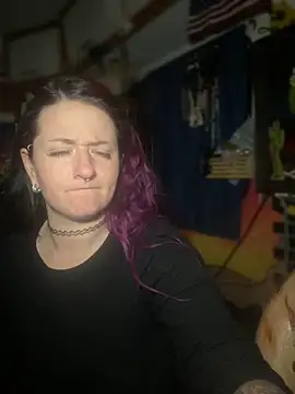 Snapshot of 1-800-FUCKYOU chatting on 01-13-25, 04:39 1-800-FUCKYOU online show from 01-13-25, 04:39