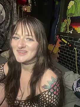 Snapshot of 1-800-FUCKYOU chatting on 03-13-25, 04:27 1-800-FUCKYOU online show from 03-13-25, 04:27