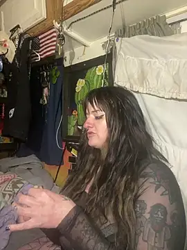 Snapshot of 1-800-FUCKYOU chatting on 03-19-25, 09:06 1-800-FUCKYOU online show from 03-19-25, 09:06