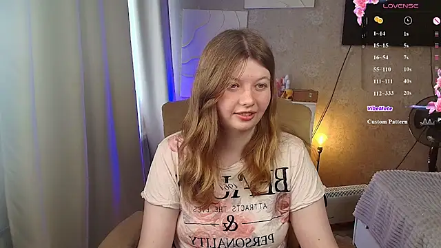 Snapshot of Vivian_cutie chatting on 06-26-26, 03:49 Vivian cutie online show from 06-26-26, 03:49