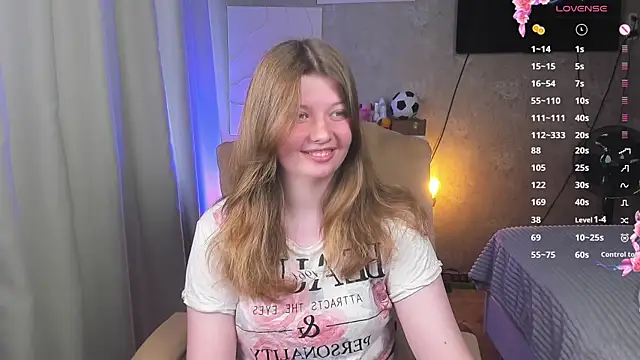 Snapshot of Vivian_cutie chatting on 07-28-26, 06:20 Vivian cutie online show from 07-28-26, 06:20