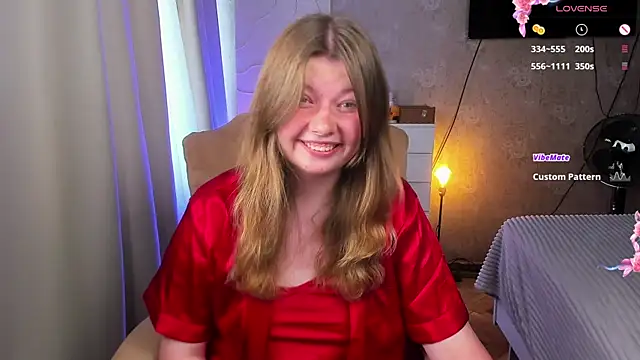 Snapshot of Vivian_cutie chatting on 08-06-26, 03:36 Vivian cutie online show from 08-06-26, 03:36