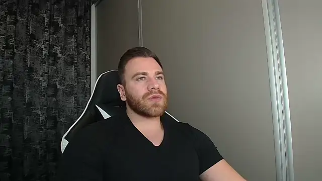 Snapshot of Thori92 chatting on 01-10-26, 02:52 Thori92 online show from 01-10-26, 02:52