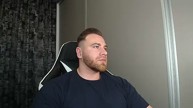 Snapshot of Thori92 chatting on 01-14-26, 05:40 Thori92 online show from 01-14-26, 05:40