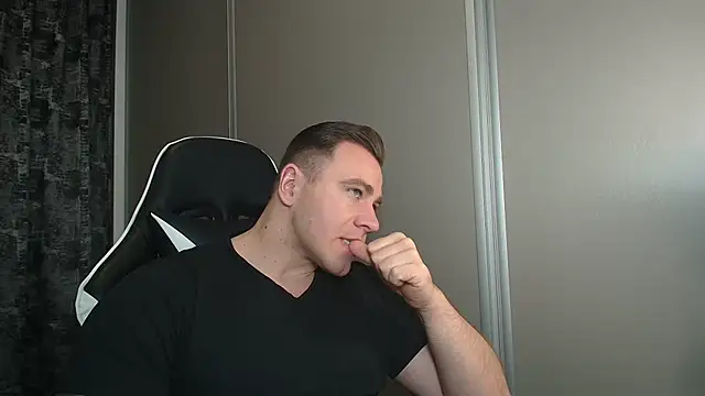 Snapshot of Thori92 chatting on 02-21-26, 05:36 Thori92 online show from 02-21-26, 05:36