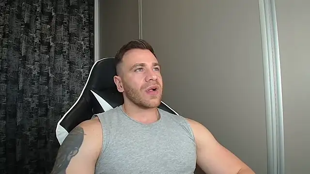 Thori92 online show from 05-09-26, 04:56
