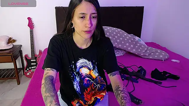 I am kim online show from 10-31-25, 01:50