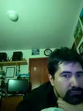 Snapshot of VonDoomdelToro chatting on 02-26-25, 09:32 VonDoomdelToro online show from 02-26-25, 09:32