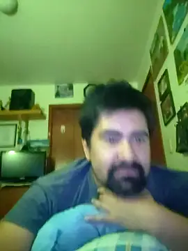 Snapshot of VonDoomdelToro chatting on 03-08-25, 05:59 VonDoomdelToro online show from 03-08-25, 05:59