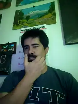 Snapshot of VonDoomdelToro chatting on 03-11-25, 06:32 VonDoomdelToro online show from 03-11-25, 06:32