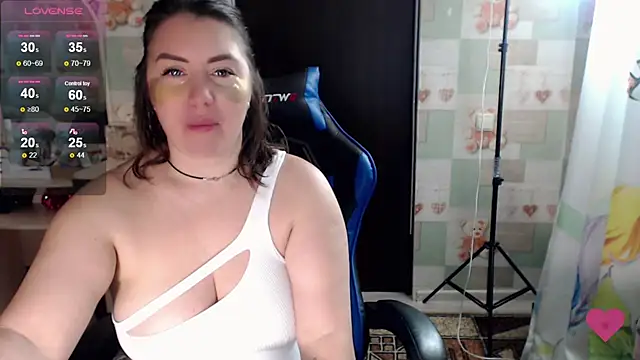 Korolek12 online show from 11-11-25, 04:56