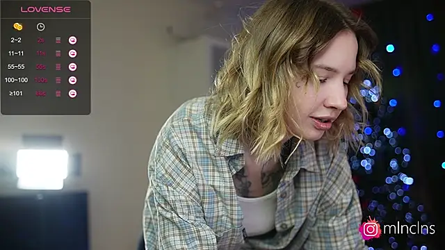 Snapshot of melanielwithu chatting on 01-13-26, 03:06 melanielwithu online show from 01-13-26, 03:06