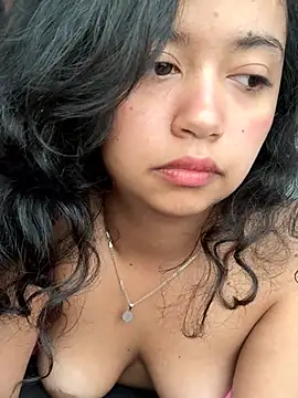 Peach Girll online show from 03-19-26, 03:16