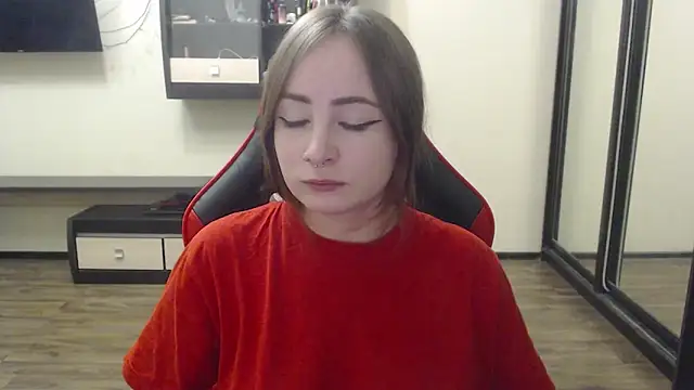 Laralianna online show from 12-21-24, 08:21