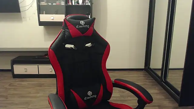 Laralianna online show from 03-01-25, 05:16