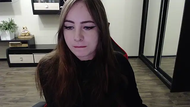 Laralianna online show from 09-18-25, 07:54