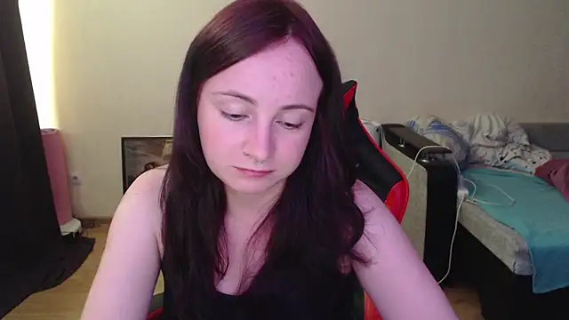 Laralianna online show from 06-28-26, 02:56