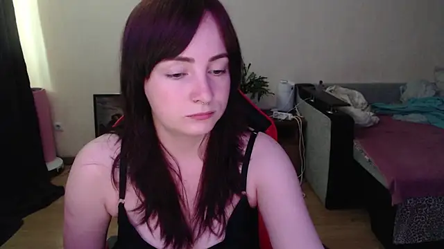 Laralianna online show from 07-08-26, 08:52