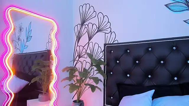 Sweet Ariadna  online show from 01-05-26, 05:27