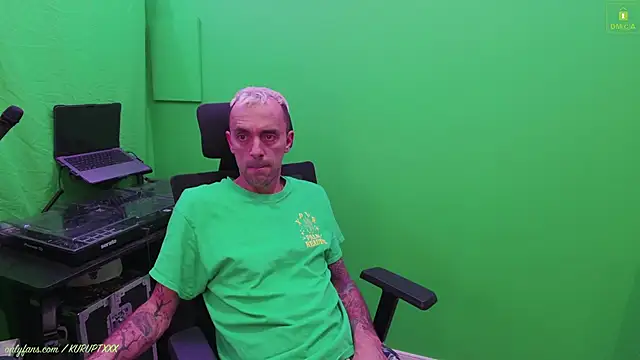 kuruptxxx live online show from 02-05-25, 03:34