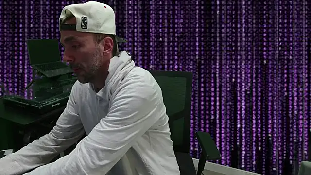 kuruptxxx live online show from 03-11-25, 06:19