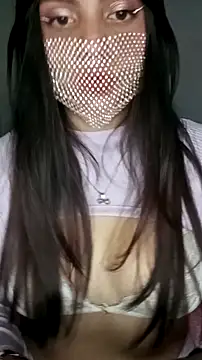 Snapshot of darika__ chatting on 10-07-25, 06:43 darika   online show from 10-07-25, 06:43