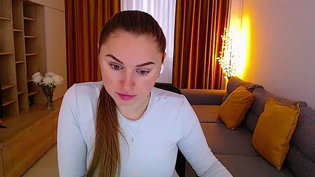  Mia Adams online show from 10-10-25, 09:52