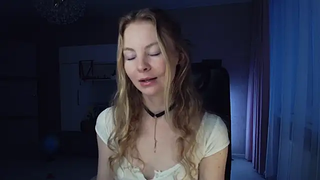 Cuddle Cat online show from 01-09-26, 05:54