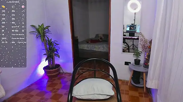 KiaMiller online show from 02-18-25, 08:14