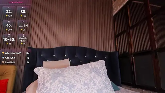 JuliaDawson  online show from 02-03-26, 02:53