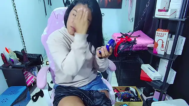 Hannah-grace online show from 03-14-25, 04:09