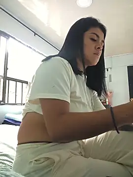 Hannah-grace online show from 10-14-25, 12:50