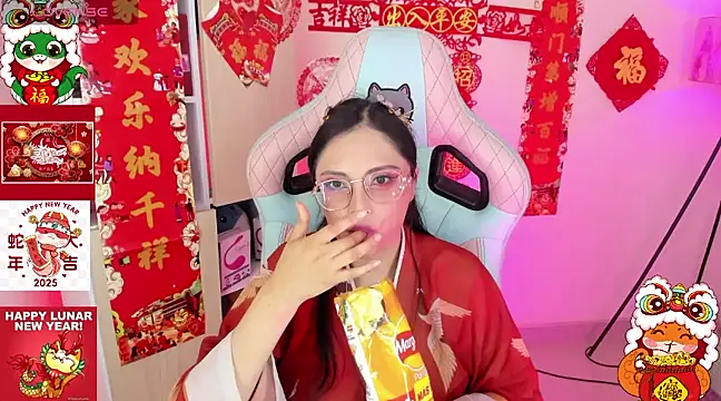 Snapshot of Kyomi_chang chatting on 01-29-25, 06:50 Kyomi chang online show from 01-29-25, 06:50