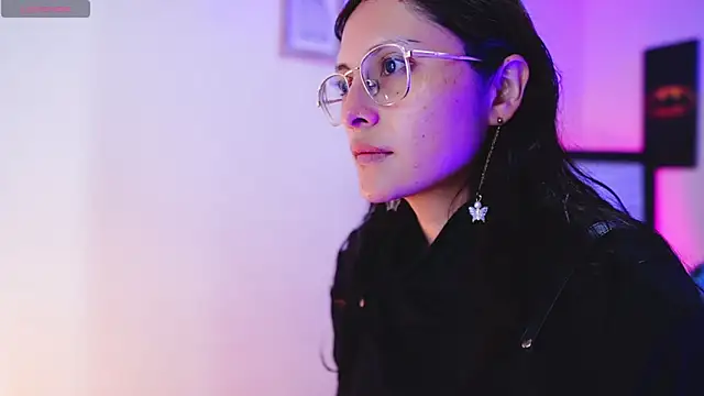 Snapshot of Kyomi_chang chatting on 02-19-25, 12:22 Kyomi chang online show from 02-19-25, 12:22