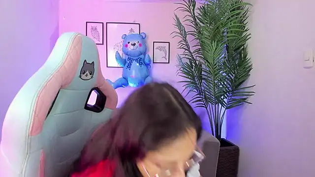 Snapshot of Kyomi_chang chatting on 03-01-25, 01:18 Kyomi chang online show from 03-01-25, 01:18