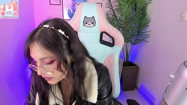 Snapshot of Kyomi_chang chatting on 03-10-25, 04:35 Kyomi chang online show from 03-10-25, 04:35