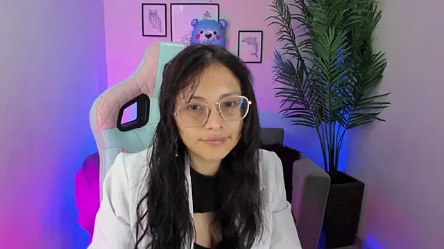 Snapshot of Kyomi_chang chatting on 03-15-25, 01:29 Kyomi chang online show from 03-15-25, 01:29