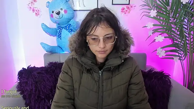 Snapshot of Kyomi_chang chatting on 03-19-25, 12:45 Kyomi chang online show from 03-19-25, 12:45