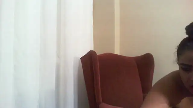 Snapshot of EROTICNAWTY2 chatting on 01-18-25, 11:33 EROTICNAWTY2 online show from 01-18-25, 11:33