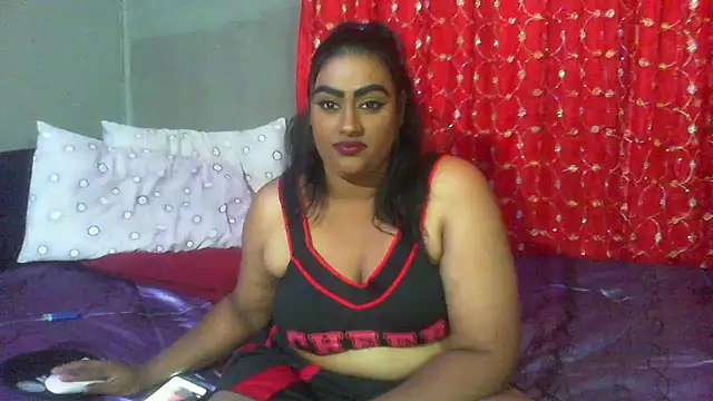 Snapshot of EROTICNAWTY2 chatting on 10-27-25, 11:41 EROTICNAWTY2 online show from 10-27-25, 11:41