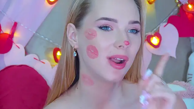 Snapshot of GentleRossi chatting on 02-14-25, 07:23 GentleRossi online show from 02-14-25, 07:23