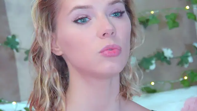 GentleRossi online show from 03-28-26, 03:11