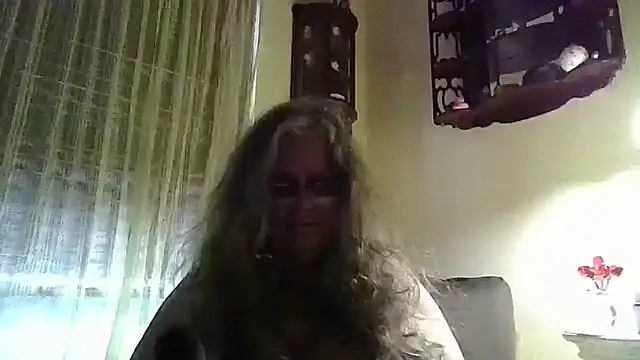 DestineeLoverGirl online show from 07-30-26, 12:37