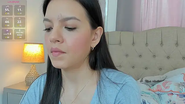Snapshot of Beautyari_ chatting on 04-27-26, 12:36 Beautyari online show from 04-27-26, 12:36