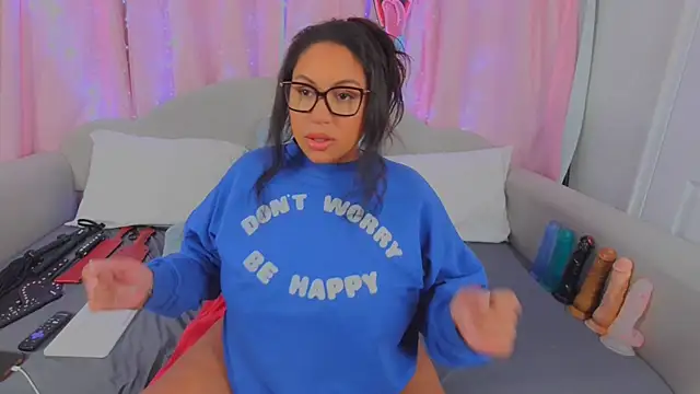 MeghanXO online show from 02-05-25, 03:34