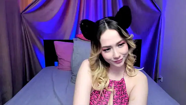 AriaSugar online show from 01-31-25, 04:14