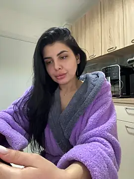 Snapshot of Scarlett-Dream chatting on 01-31-25, 09:16 Scarlett-Dream online show from 01-31-25, 09:16