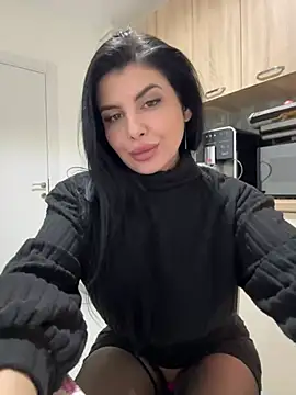 Snapshot of Scarlett-Dream chatting on 02-03-25, 09:52 Scarlett-Dream online show from 02-03-25, 09:52