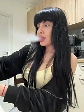 Snapshot of Scarlett-Dream chatting on 03-17-25, 12:14 Scarlett-Dream online show from 03-17-25, 12:14